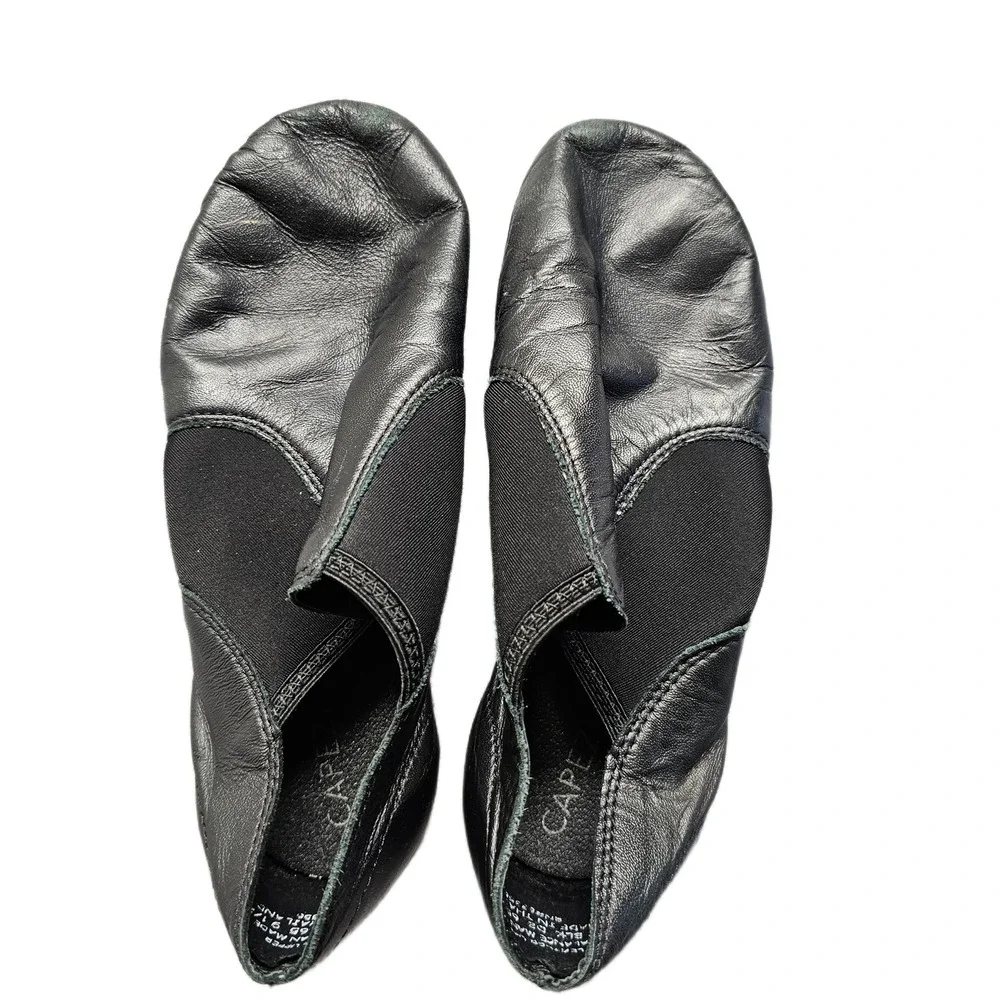 Capezio Jazz Dance Shoes youth unisex 9.5M Black Leather Split Sole Round Slipon